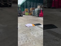 Резиновое лежачий полицейский